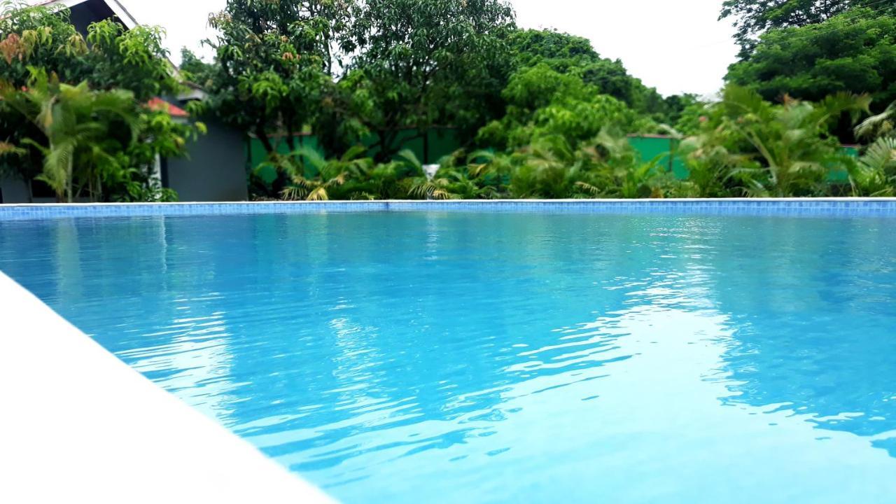Arcadia Resort Alibaug Алібаґ Екстер'єр фото