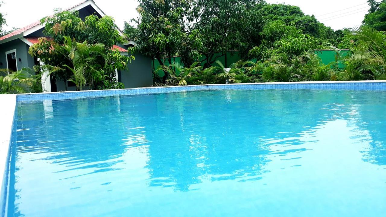 Arcadia Resort Alibaug Алібаґ Екстер'єр фото